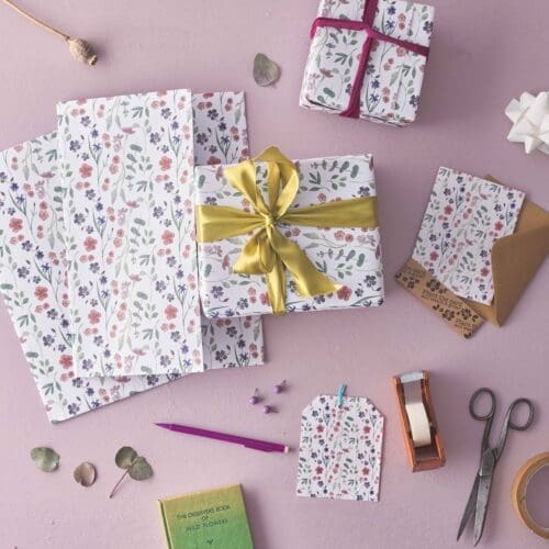 WRAPPING PAPER with tag